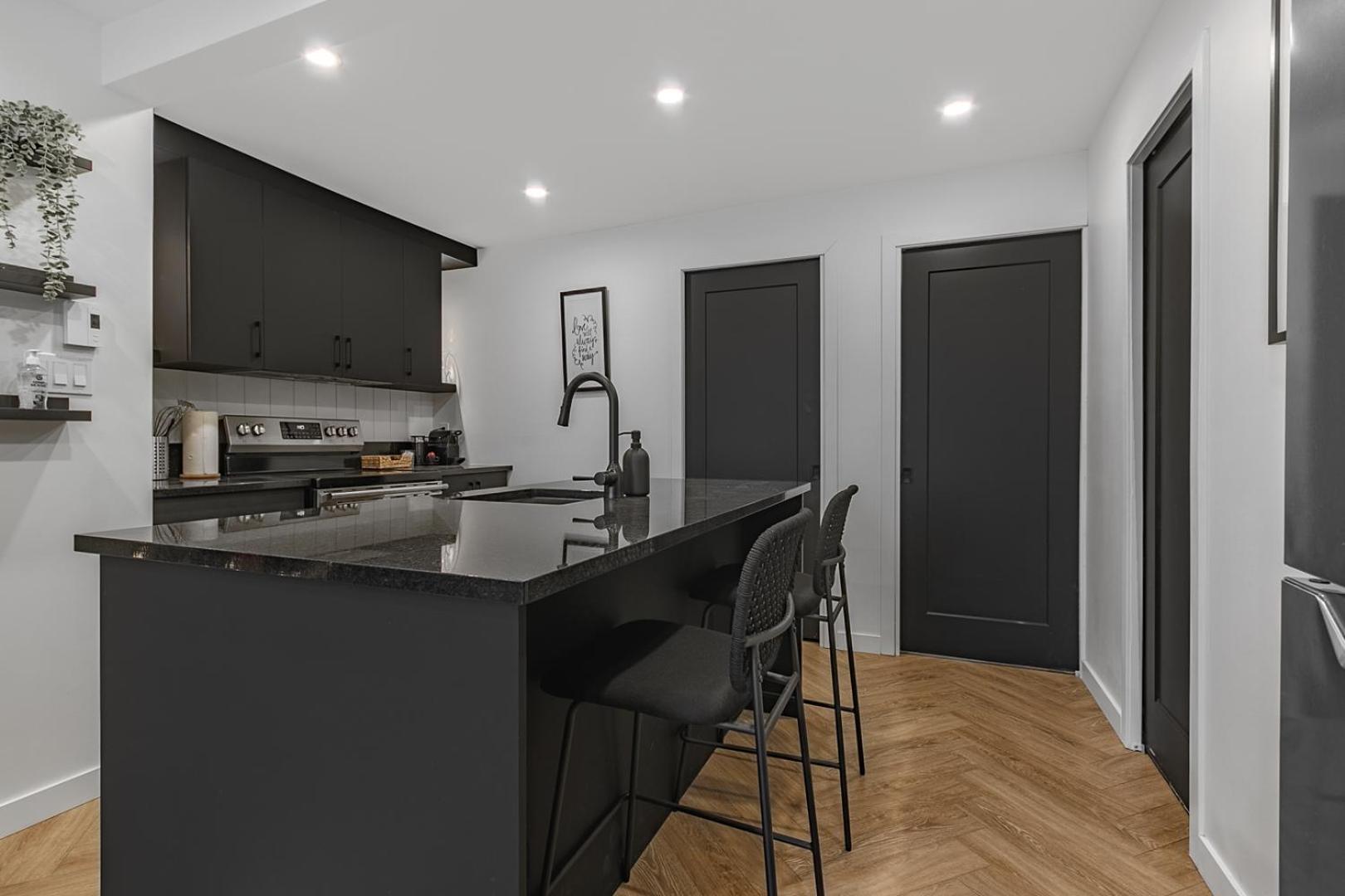Les Appartements Du 300 Québec Buitenkant foto